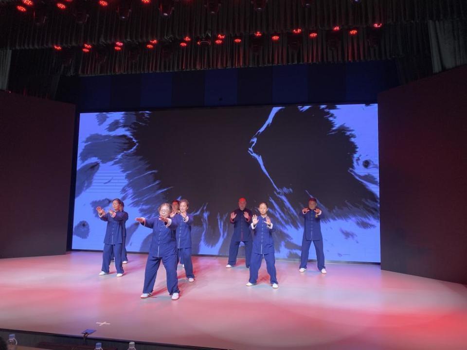 方式加以使, 文化为载体, 源不断的活