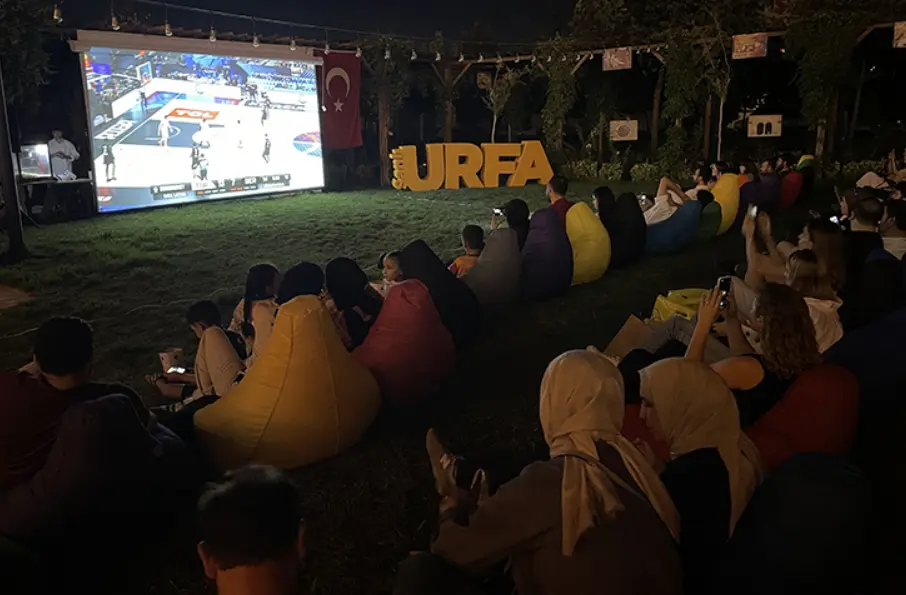 马尼萨, 萨姆松