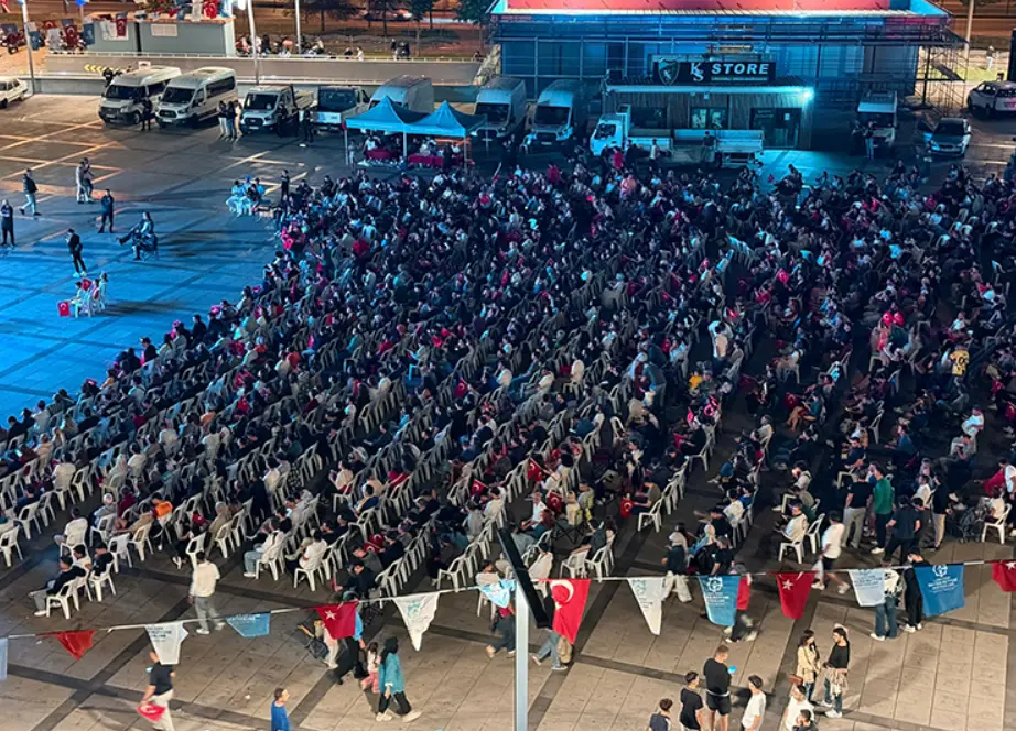 div, 但是他们也